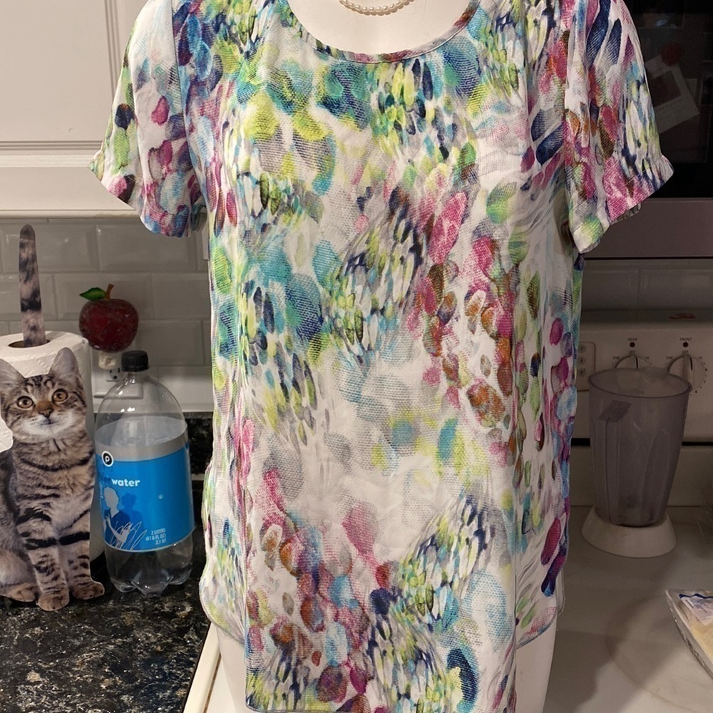 T womens Spense casual short sleeve lightweight top M